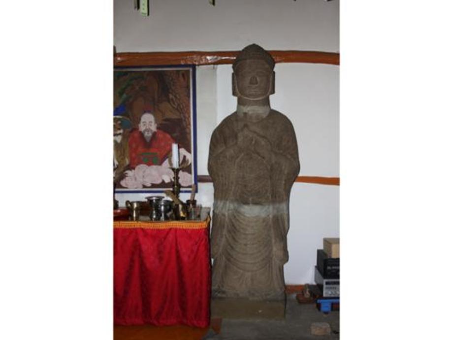 보은사 석조여래입상 이미지